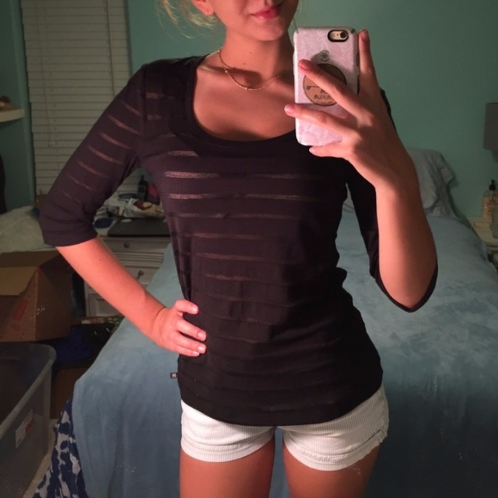 Victoria secret short sleeve top